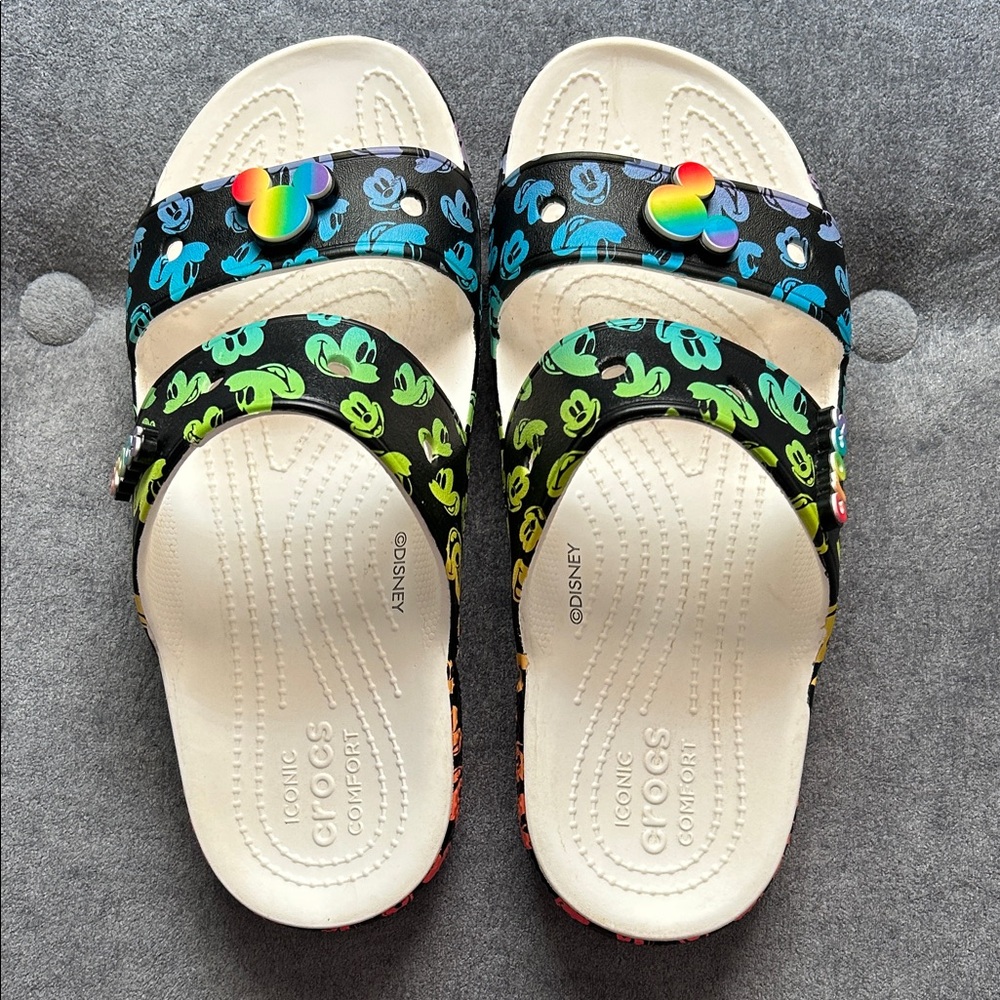 Disney Crocs Sandals women sz 10 men sz 8